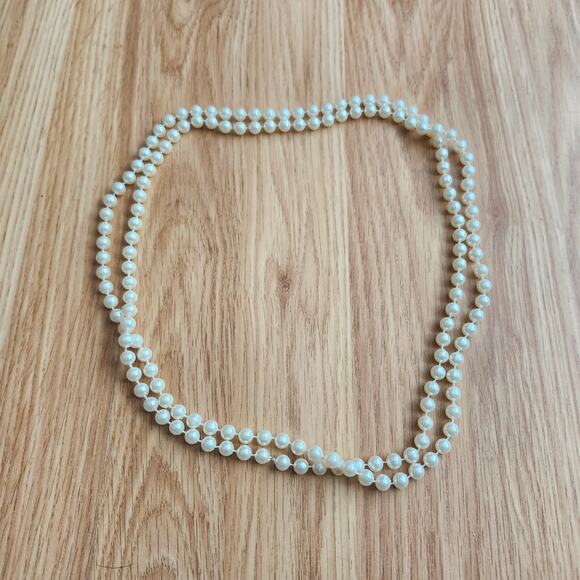 Vintage 29in Faux Pearl Opera Necklace Cream Beaded Bridal Cocktail Costume Chic - Picture 2 of 8